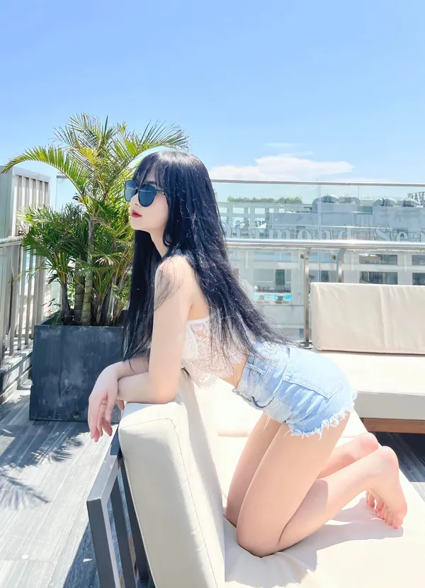 Gấm Kami tường nổi tiếng với biệt danh "thánh nữ Bida".