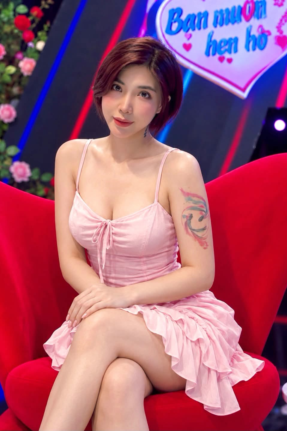 Trend dùng AI ghép ảnh vào chương trình "Bạn muốn hẹn hò" đang thu hút giới trẻ.